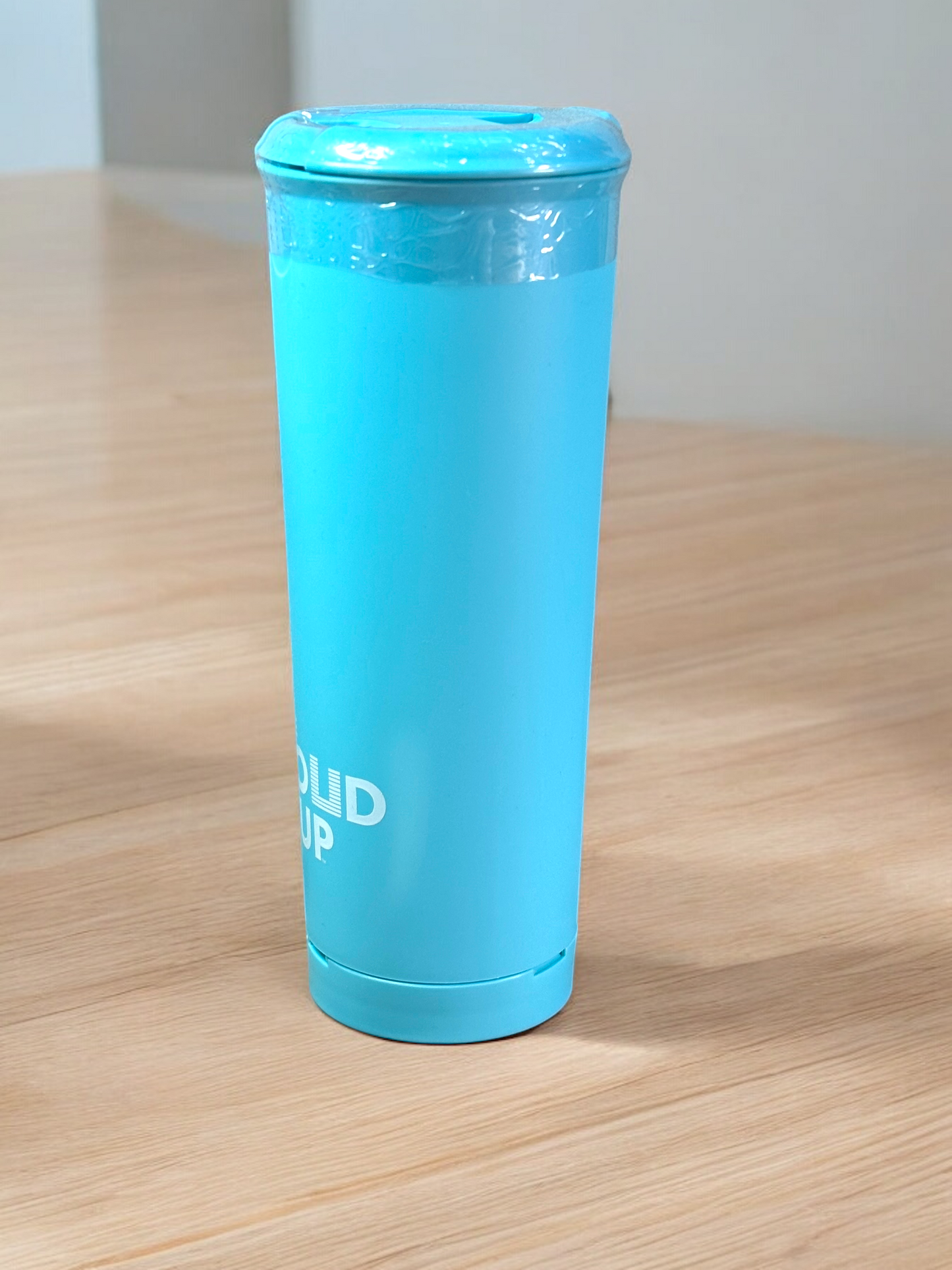 Noisy Cups