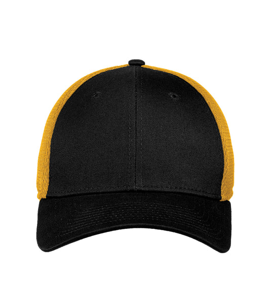 NEW ERA® 39THIRTY® STRETCH MESH CAP - Black/Gold